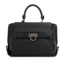 朗吉箱包產(chǎn)品綜合解析 圖片展示、加盟店評(píng)估與服裝系列介紹